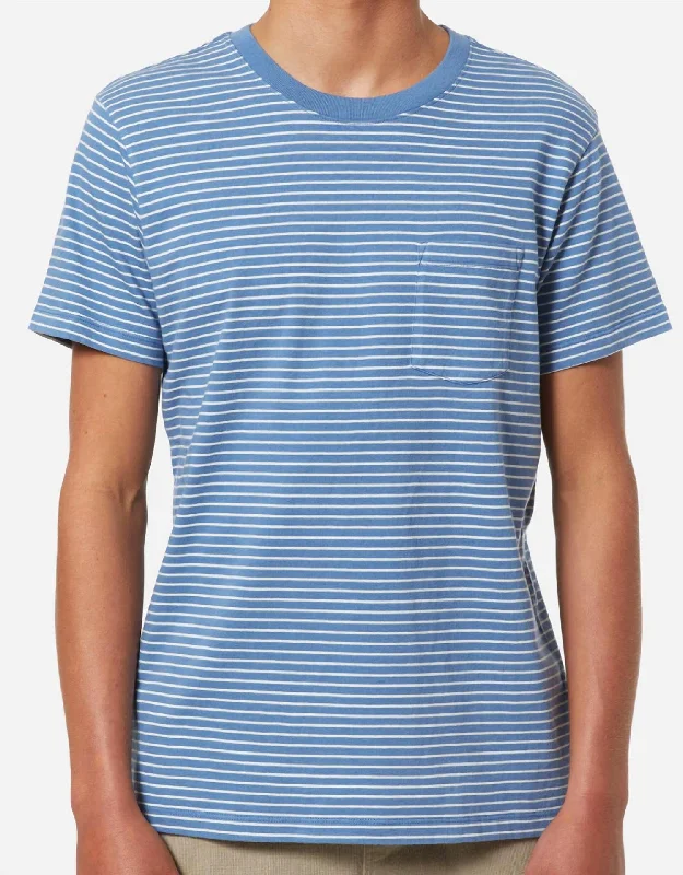 Finley Pocket Tee In Bay Blue/vintage White