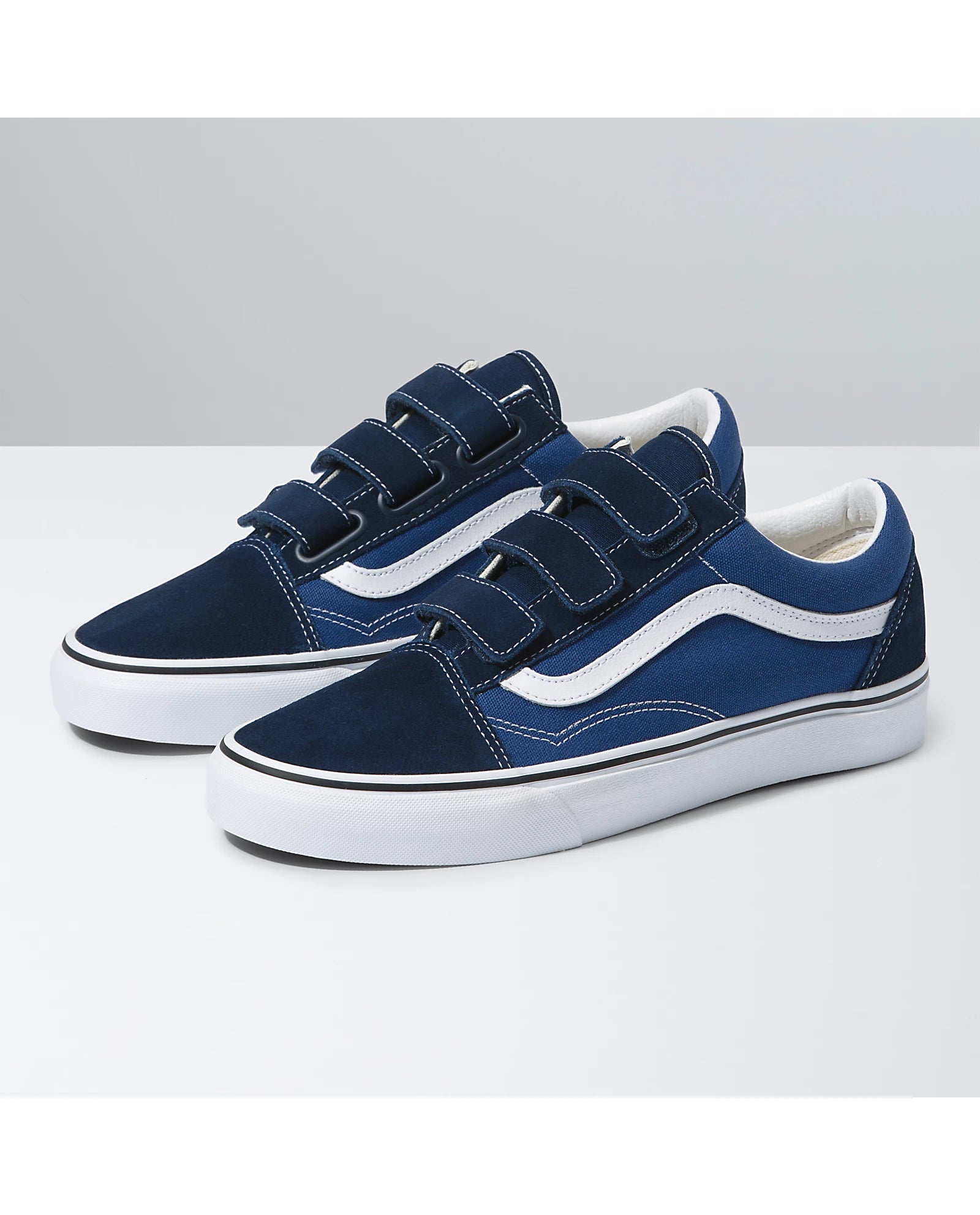 Comfortable men driving shoes-Old Skool V Navy/True White